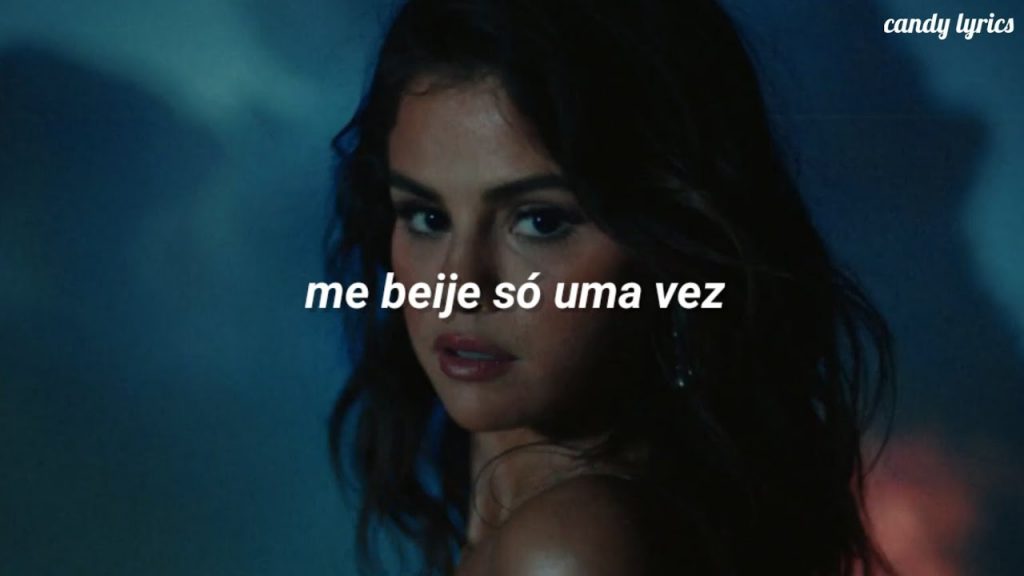 Selena Gomez, Rauw Alejandro – Baila Conmigo (Tradução/Legendado) (clipe oficial)