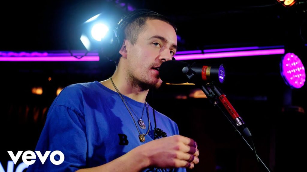Dermot Kennedy – Kiss Me in the Live Lounge